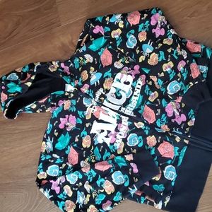 DISNEY hoodie.     3463